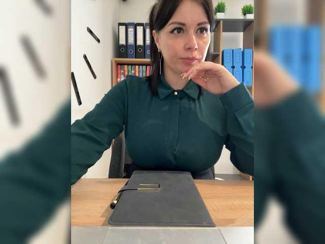 Live трансляция Brenda_KiSKA - slutnetki.online