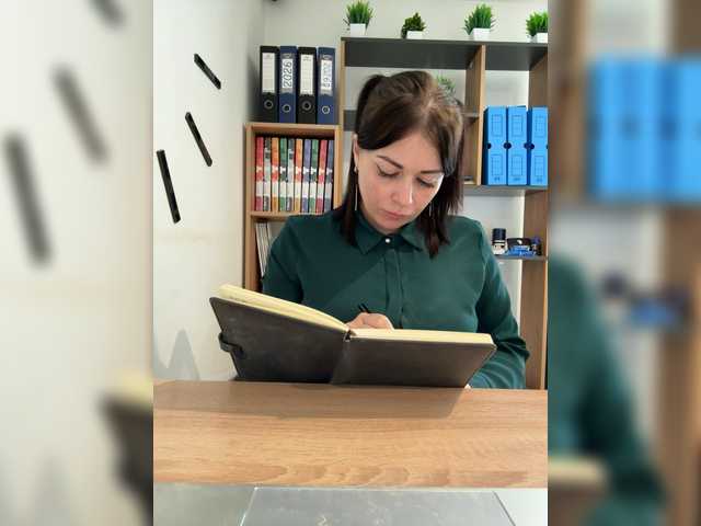 Brenda_KiSKA live cam
