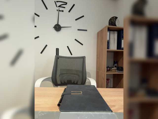 ANNA_Fox