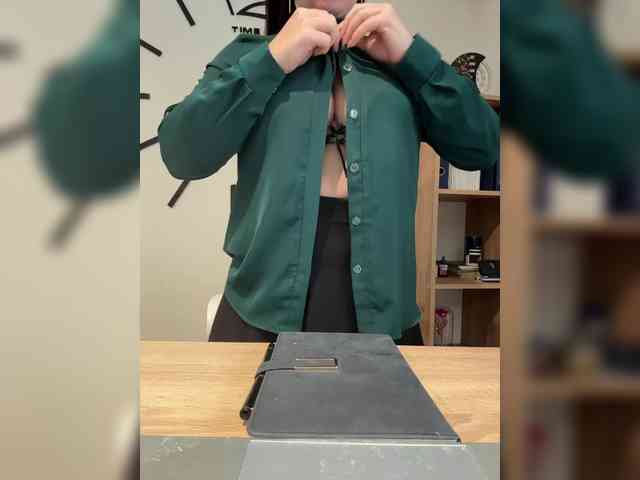 ANNA_Fox webcam