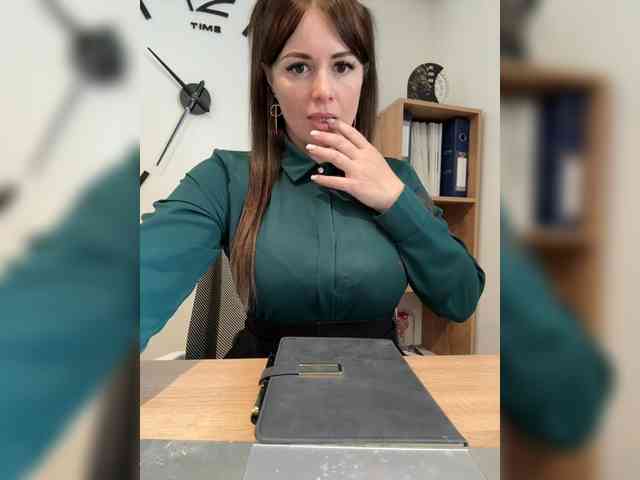 Model: ANNA_Fox