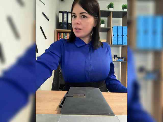 Brenda_KiSKA webcam