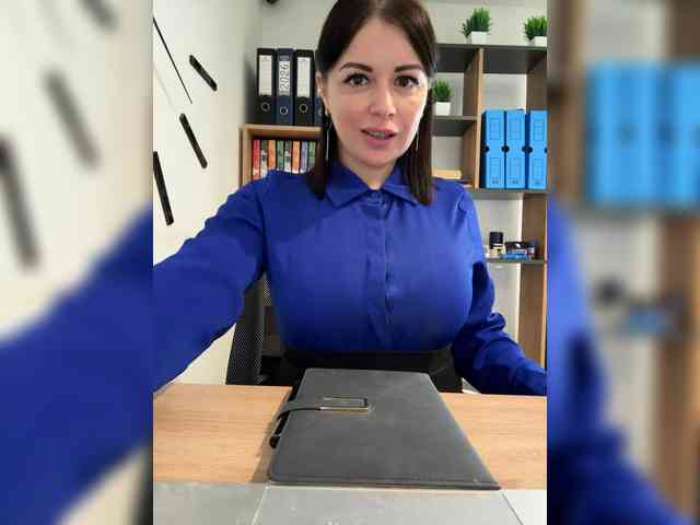 Brenda_KiSKA webcam