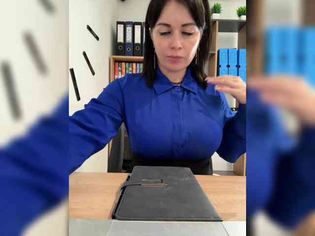 Brenda_KiSKA webcam