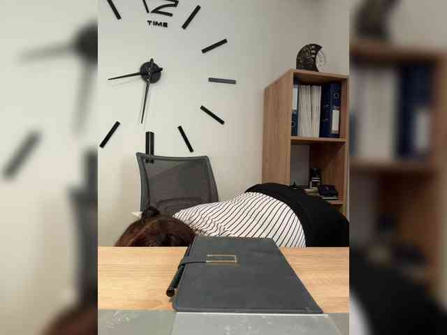 ANNA_Fox webcam