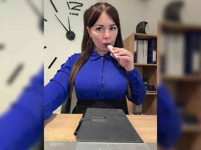 ANNA_Fox webcam