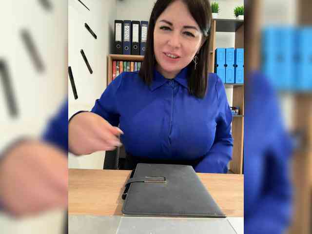 Brenda_KiSKA webcam