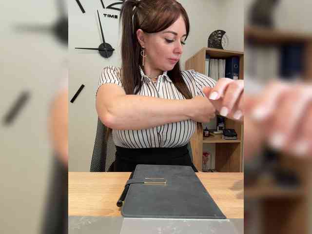 ANNA_Fox webcam