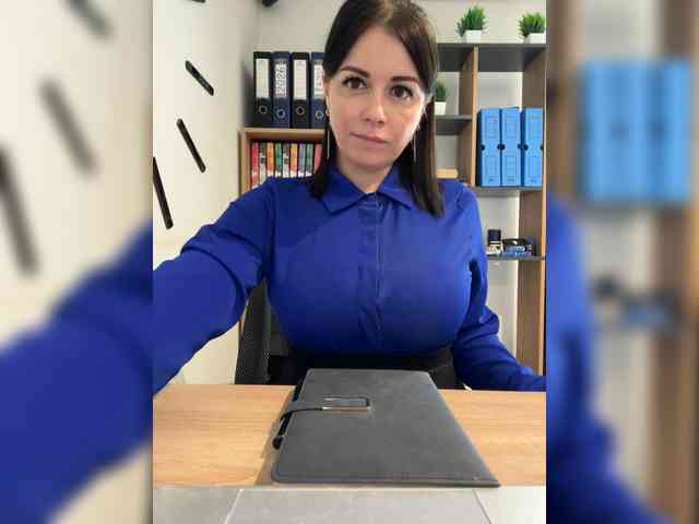 Model: Brenda_KiSKA