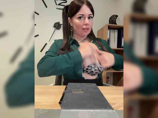 ANNA_Fox webcam