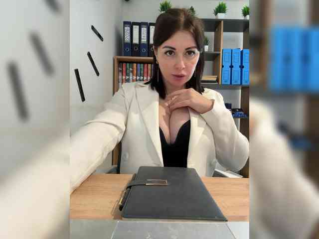 Модель: _BRENDA_KISKA_