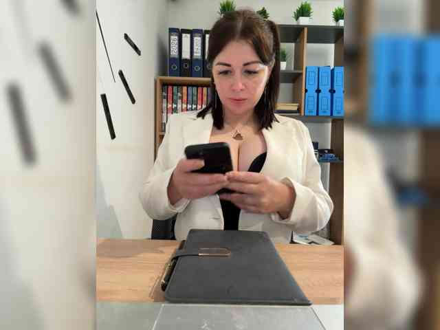 Модель: _BRENDA_KISKA_