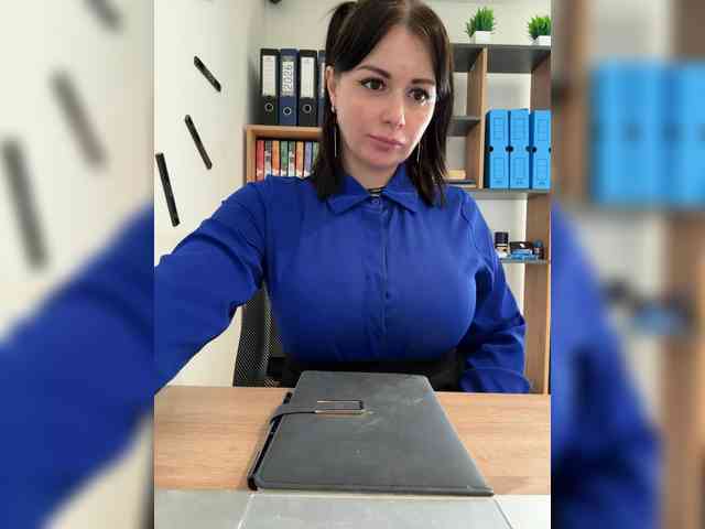 Brenda_KiSKA webcam