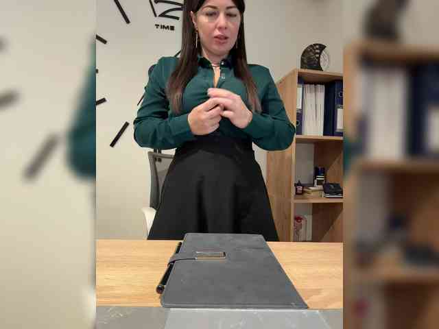 ANNA_Fox webcam