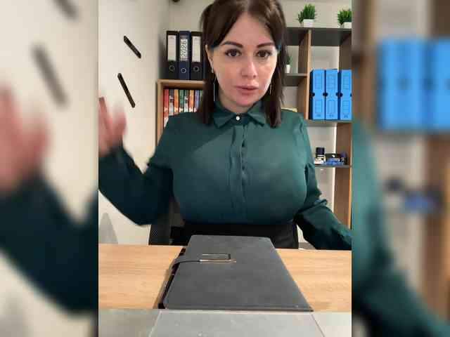 Brenda_KiSKA webcam