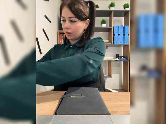 Brenda_KiSKA webcam