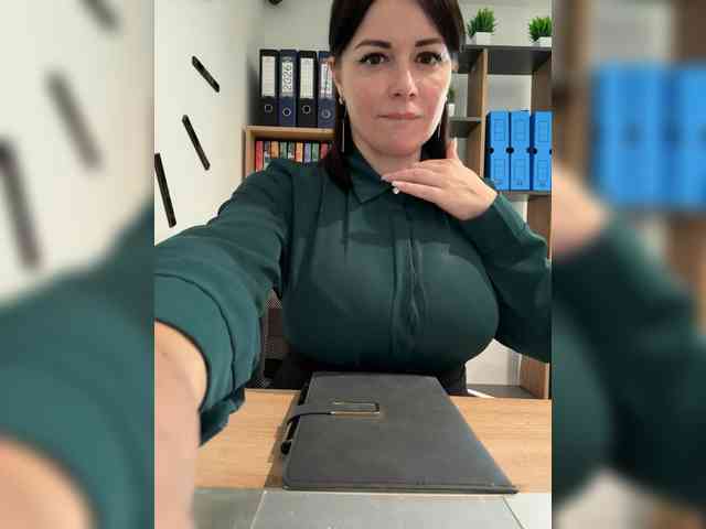 Brenda_KiSKA webcam