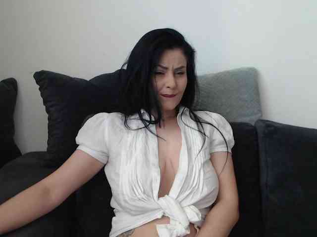 Prettywomen