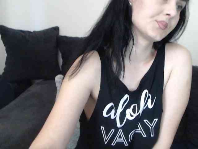 Prettywomen webcam