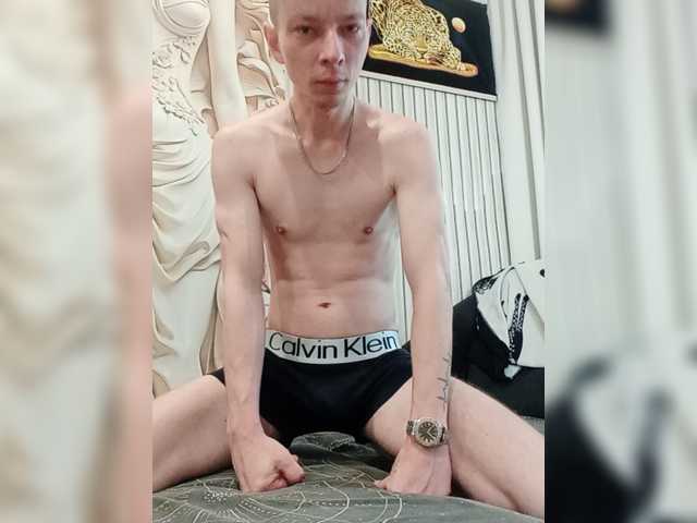 AleksNifoman — live male cam