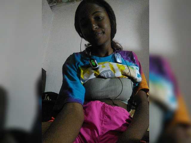 samirah2's BongaCams show and profile