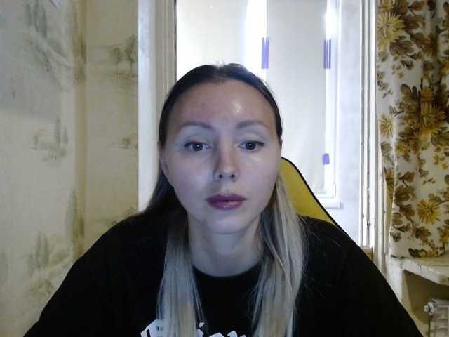 AliceSmiles live cam on BongaCams