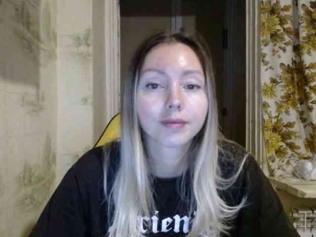 AliceSmiles