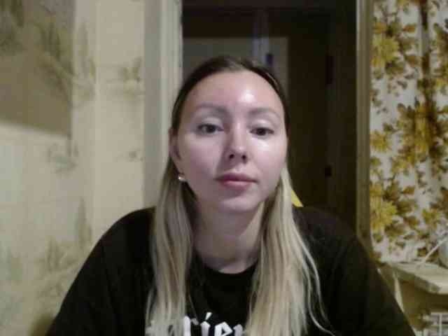 AliceSmiles AliceSmiles