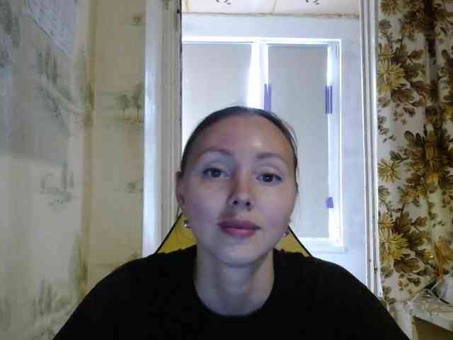 AliceSmiles webcam