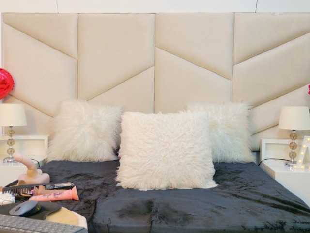 AlizonMoreti's BongaCams show and profile