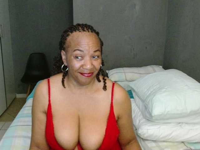 Sweetlilya live cam preview