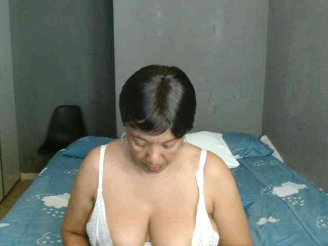 Sweetlilya webcam