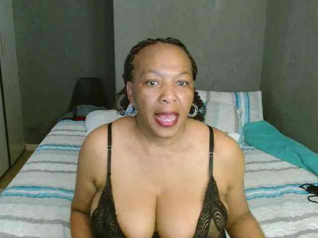 Sweetlilya webcam