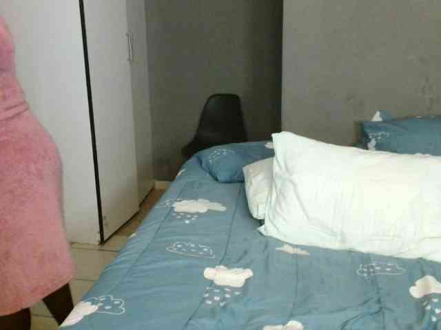 Sweetlilya webcam