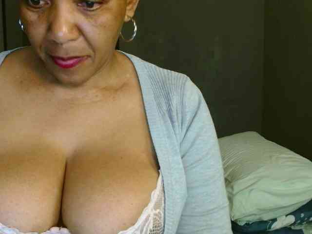 Sweetlilya webcam