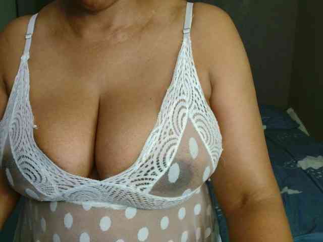 Sweetlilya webcam