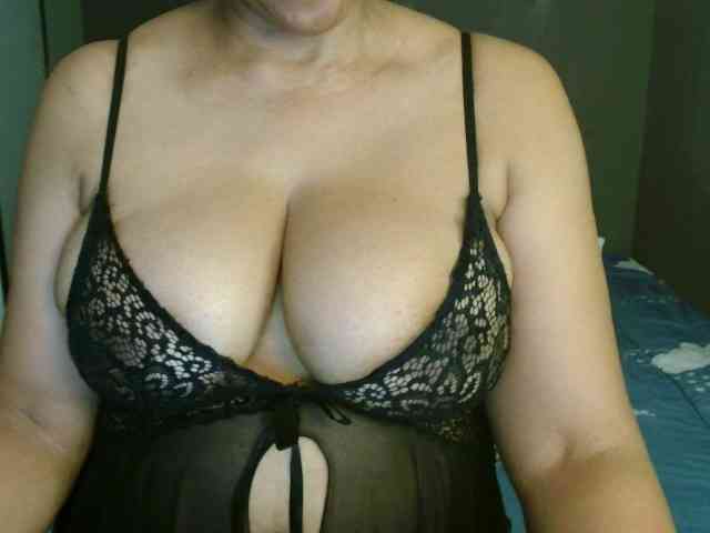 Sweetlilya webcam