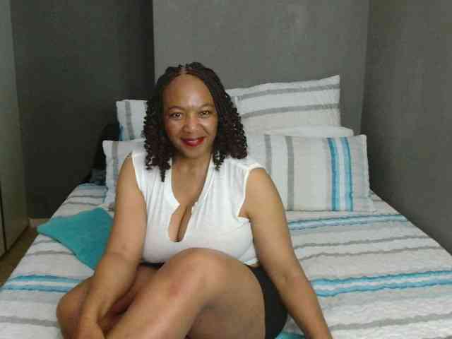 Sweetlilya webcam