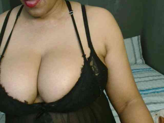Sweetlilya webcam
