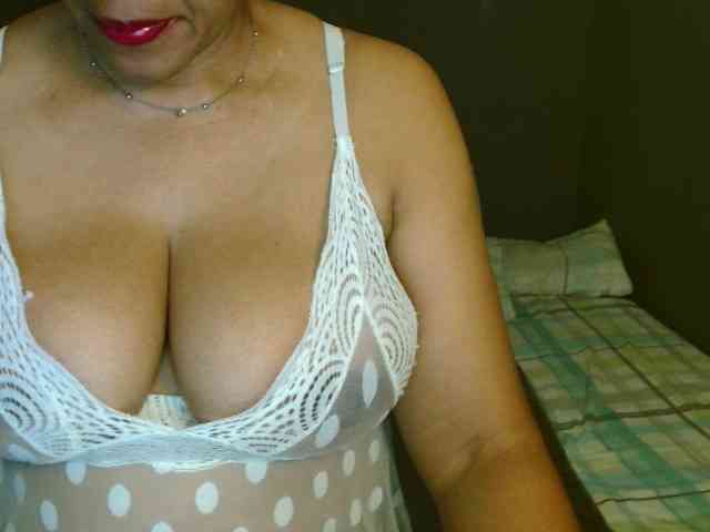 Sweetlilya webcam