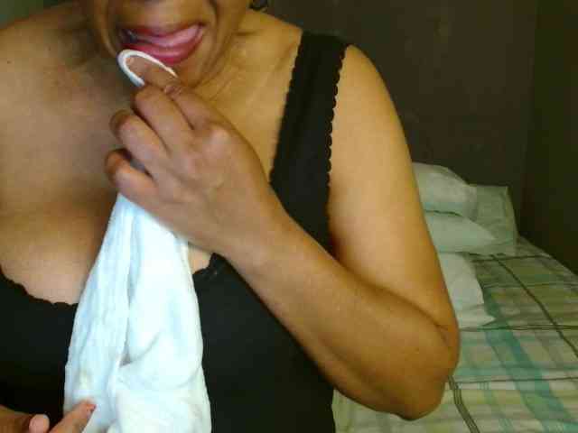 Sweetlilya webcam