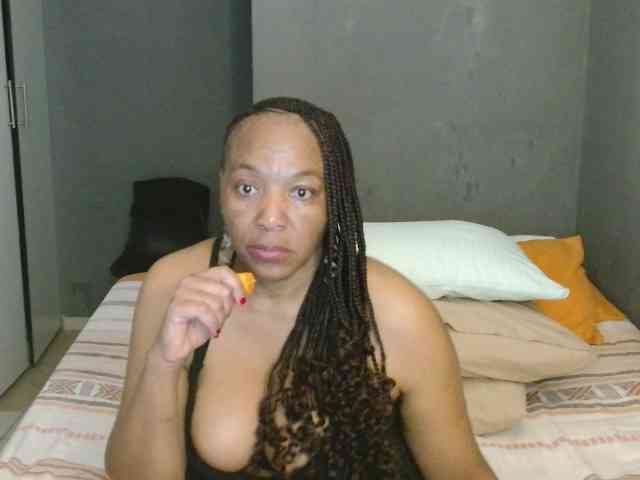 Sweetlilya webcam