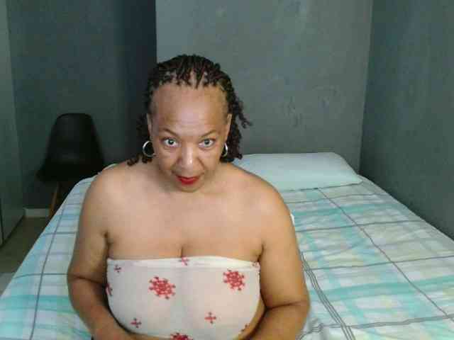 Sweetlilya webcam