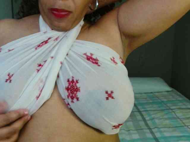 Sweetlilya webcam