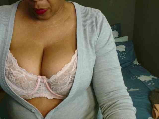 Sweetlilya webcam