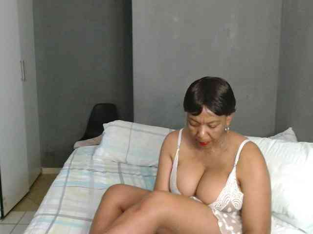 Sweetlilya webcam