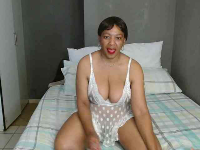 Sweetlilya webcam