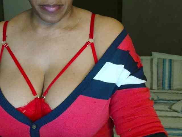 Sweetlilya webcam
