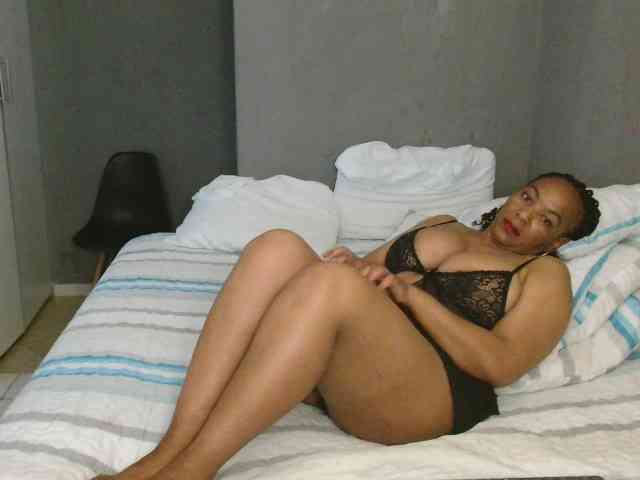 Sweetlilya webcam