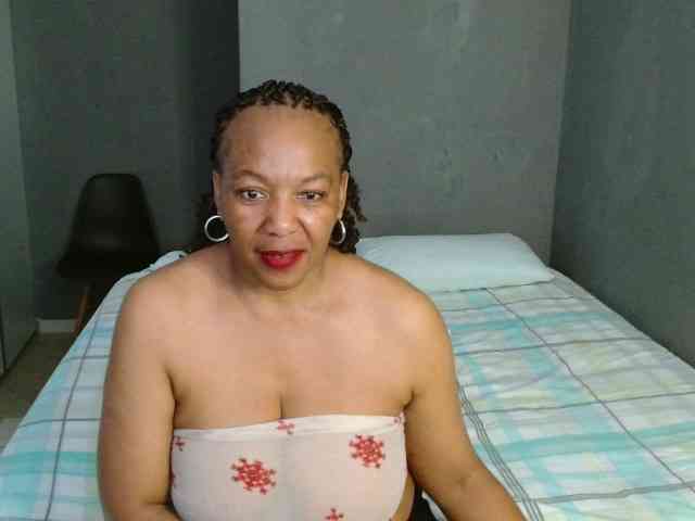 Sweetlilya webcam
